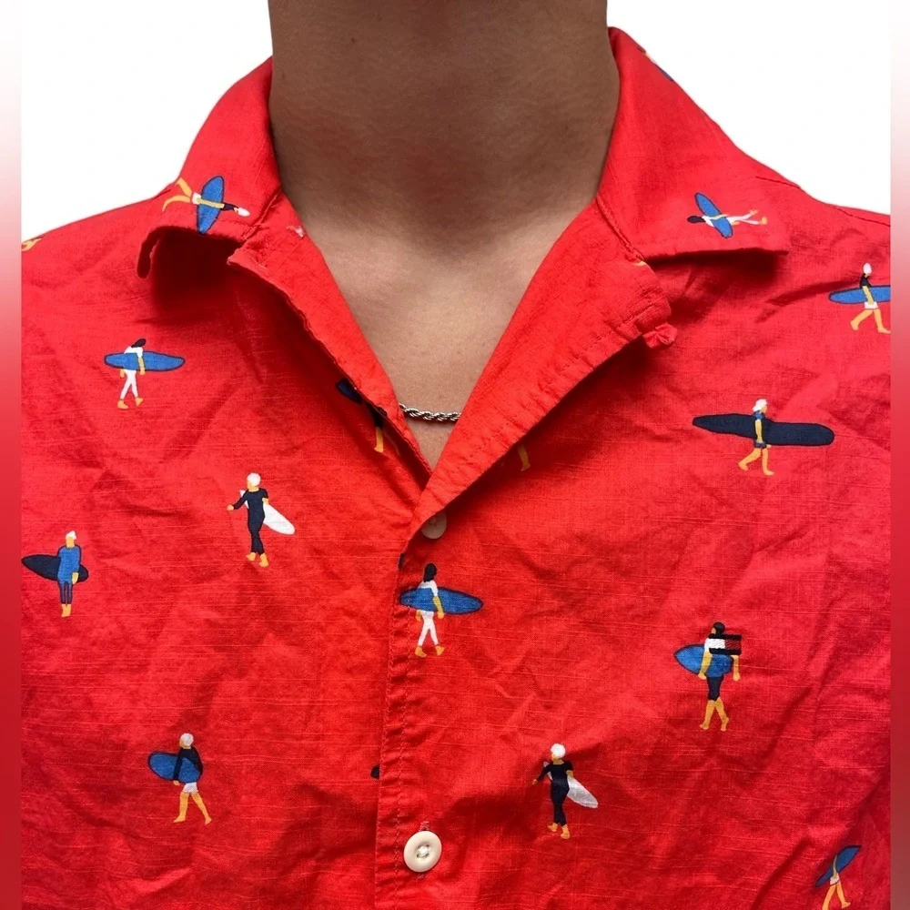 🔥🏄🏻‍♂️TOMMY HILFIGER button up red shirt w/ surfer print. Size L. Like new‼️ - Picture 2 of 9
